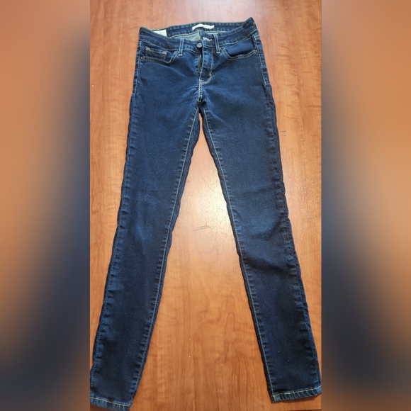 Levi's jeans - Picture 1 of 5